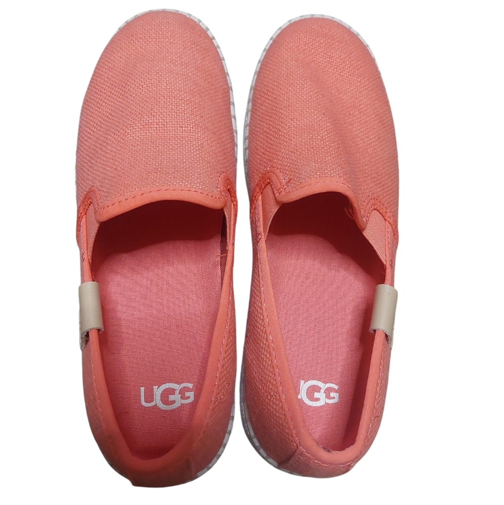 Ugg size 6 shoes